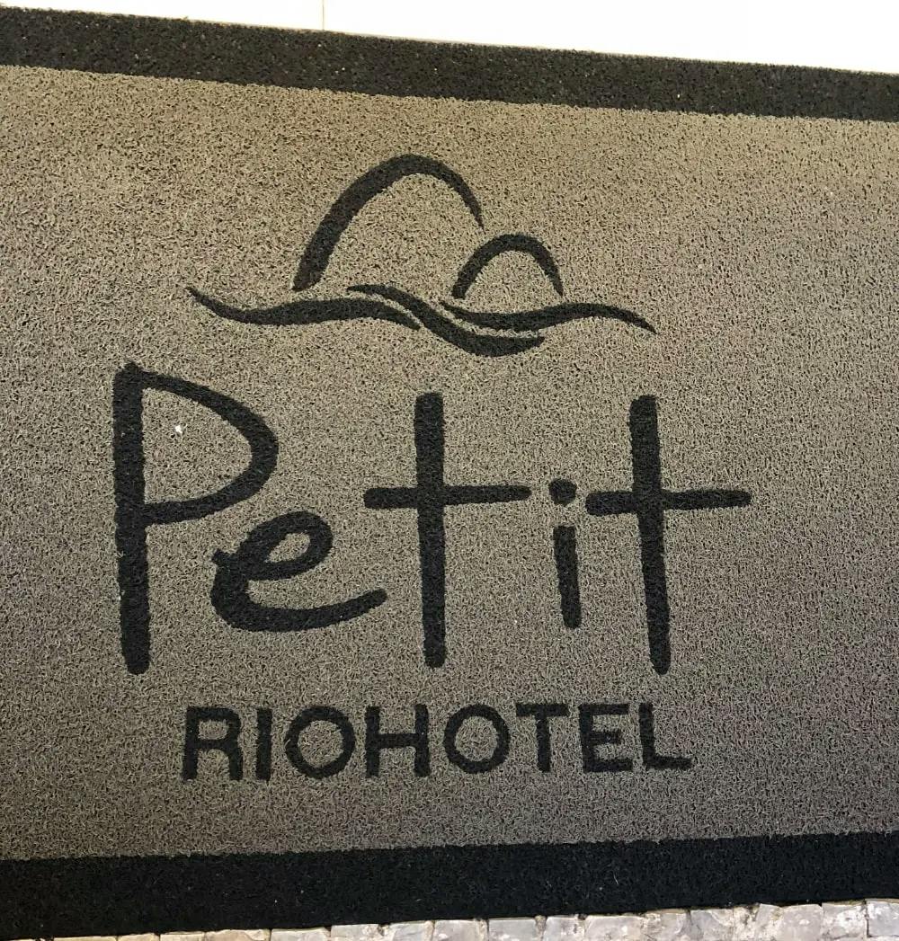 Petit Rio Hotel Welcome Mat